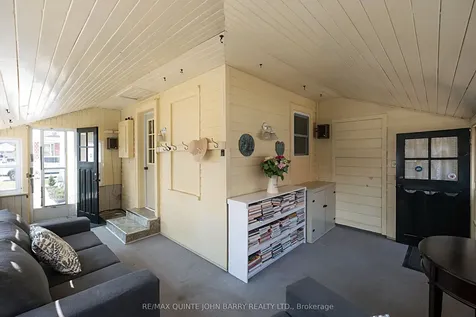 77 Cedar Street Belleville ON K8P 3M2