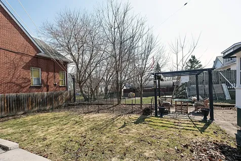 77 Cedar Street Belleville ON K8P 3M2