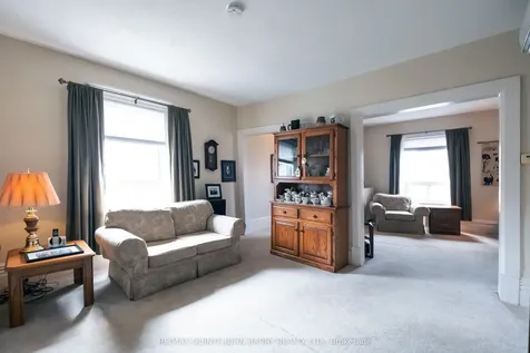 77 Cedar Street Belleville ON K8P 3M2