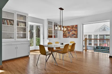 304 Willingdon Avenue Kingston ON K7L 4J4