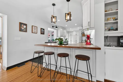 304 Willingdon Avenue Kingston ON K7L 4J4