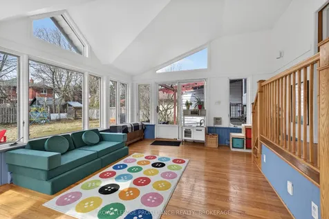 304 Willingdon Avenue Kingston ON K7L 4J4