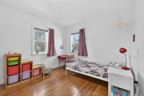 304 Willingdon Avenue Kingston ON K7L 4J4