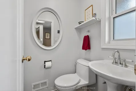 304 Willingdon Avenue Kingston ON K7L 4J4