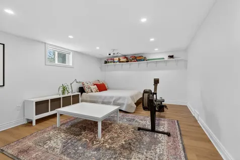 304 Willingdon Avenue Kingston ON K7L 4J4