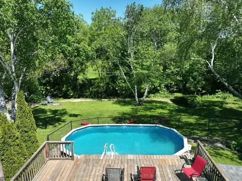 46 Strathcona Drive St. Catharines ON L2M 2B1