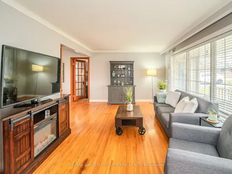 46 Strathcona Drive St. Catharines ON L2M 2B1