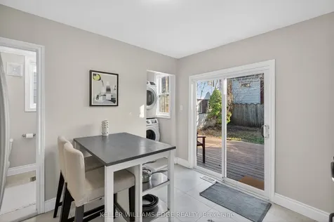 262 Britannia Avenue Hamilton ON L8H 1X8