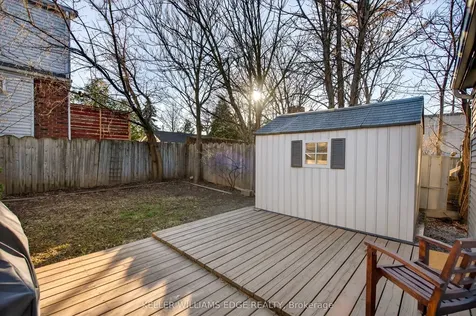 262 Britannia Avenue Hamilton ON L8H 1X8