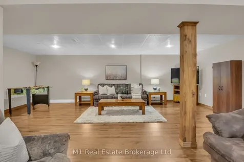 506 Mctavish Street Centre Wellington ON N1M 3C7