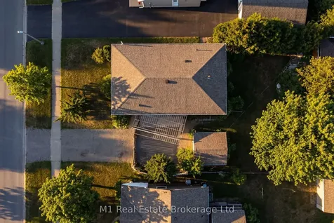 506 Mctavish Street Centre Wellington ON N1M 3C7