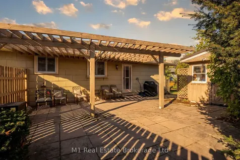 506 Mctavish Street Centre Wellington ON N1M 3C7