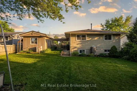 506 Mctavish Street Centre Wellington ON N1M 3C7