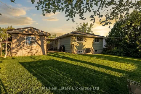 506 Mctavish Street Centre Wellington ON N1M 3C7
