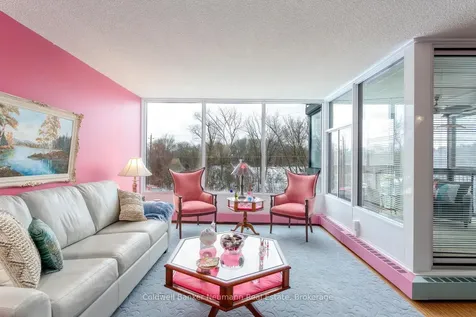 23 Woodlawn Road E Guelph ON N1H 7G6