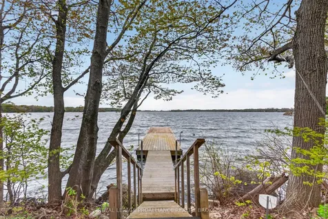 4075 Stone Point Road South Frontenac ON K0H 1X0