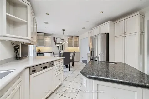 25 Bannisdale Way Hamilton ON L0R 1H2