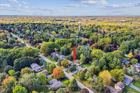 25 Bannisdale Way Hamilton ON L0R 1H2