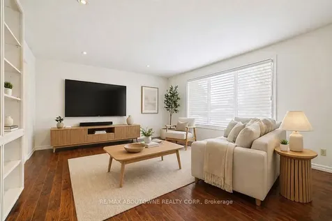 25 Bannisdale Way Hamilton ON L0R 1H2