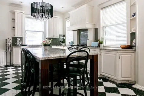 3 Turner Avenue Hamilton ON L8P 3K4