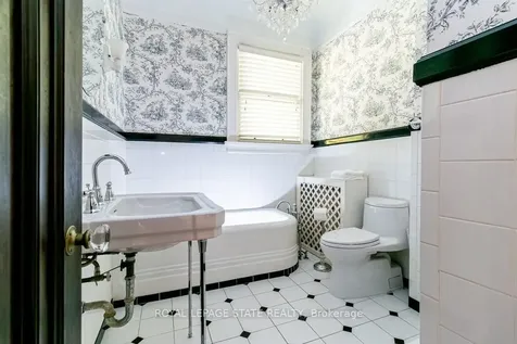 3 Turner Avenue Hamilton ON L8P 3K4
