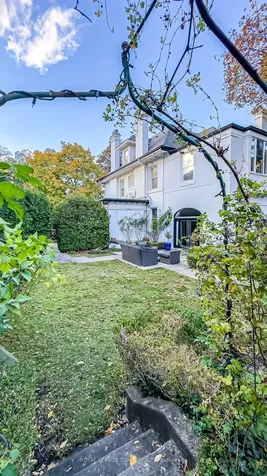 3 Turner Avenue Hamilton ON L8P 3K4