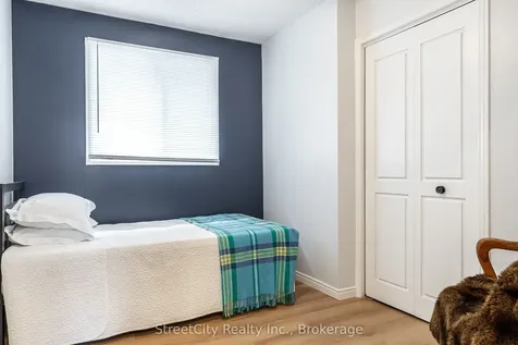 525 Albert Street E Stratford ON N5A 3L6