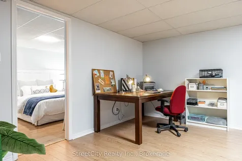 525 Albert Street E Stratford ON N5A 3L6