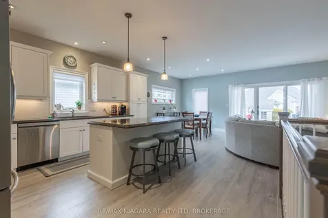 3568 Algonquin Drive Fort Erie ON L0S 1N0