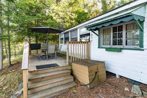 1010 Tara Lane Gravenhurst ON P0E 1N0
