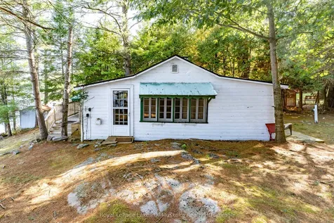 1010 Tara Lane Gravenhurst ON P0E 1N0