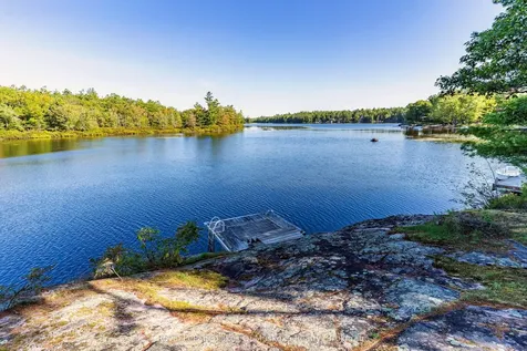 1010 Tara Lane Gravenhurst ON P0E 1N0
