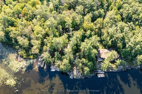 1010 Tara Lane Gravenhurst ON P0E 1N0