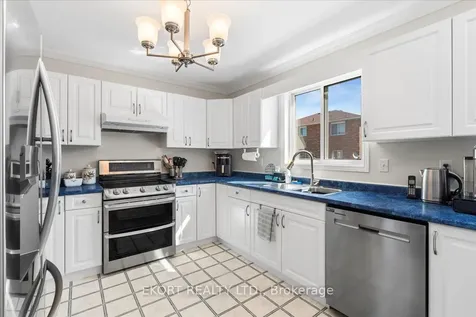 9 Huron Lane Belleville ON K8N 5X5