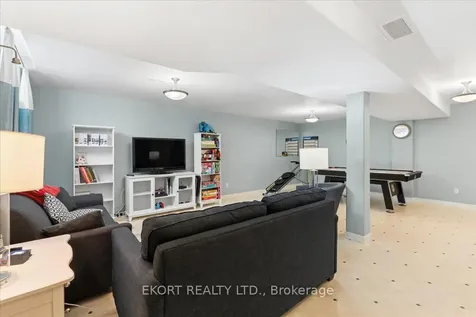 9 Huron Lane Belleville ON K8N 5X5