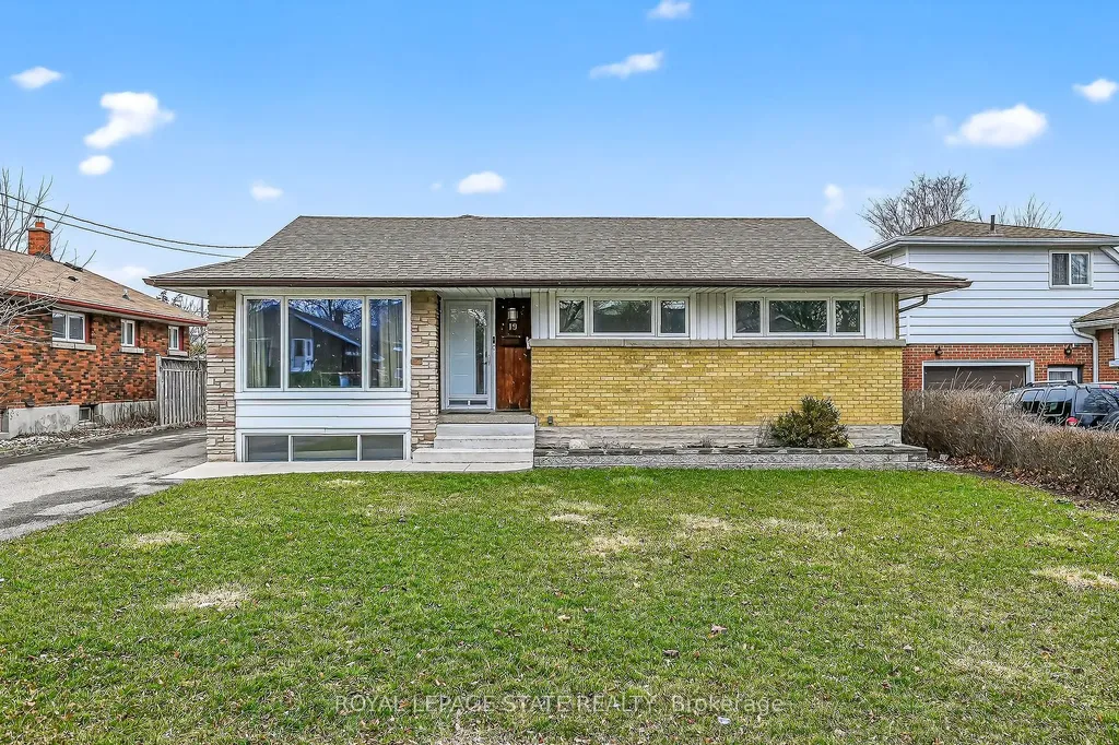 19 Burfield Avenue Hamilton ON L8T 2J8