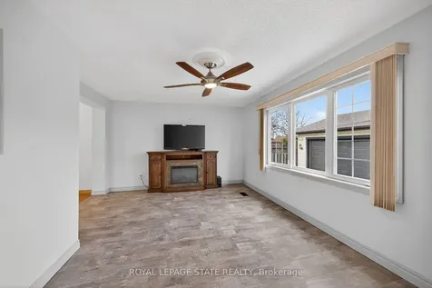 19 Burfield Avenue Hamilton ON L8T 2J8