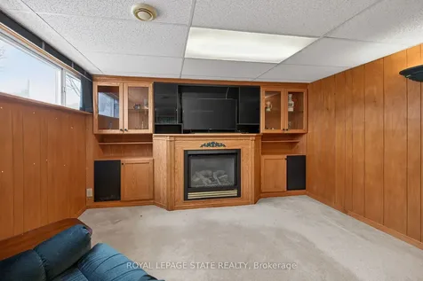 19 Burfield Avenue Hamilton ON L8T 2J8