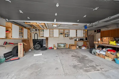 19 Burfield Avenue Hamilton ON L8T 2J8