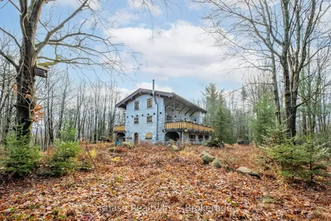 878 Deer Lake Road Huntsville ON P0B 1L0
