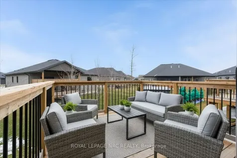 736 Clarence Street Port Colborne ON L3K 0A8