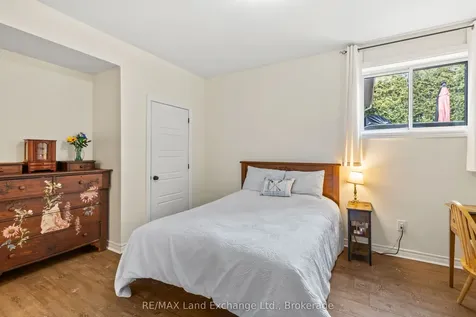 344 Lansdowne Street Saugeen Shores ON N0H 2L0