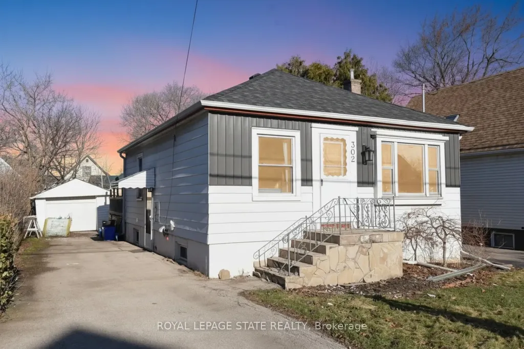 302 East 27th Street Hamilton ON L8V 3G6