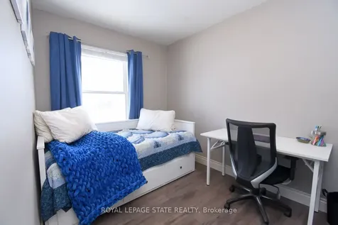 302 East 27th Street Hamilton ON L8V 3G6