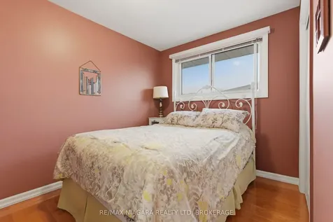 57 Meredith Drive St. Catharines ON L2M 6R5