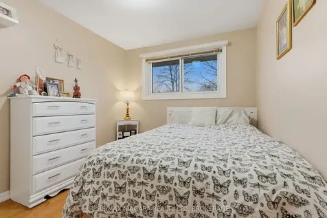 57 Meredith Drive St. Catharines ON L2M 6R5
