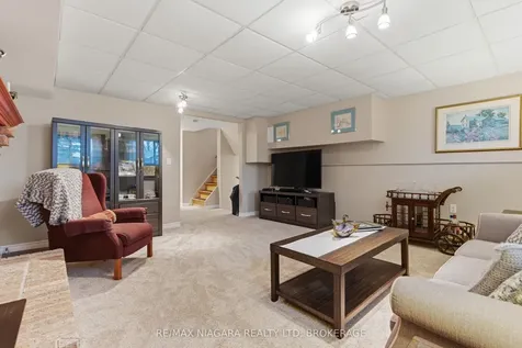 57 Meredith Drive St. Catharines ON L2M 6R5