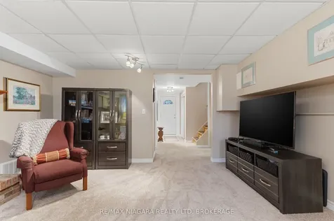 57 Meredith Drive St. Catharines ON L2M 6R5
