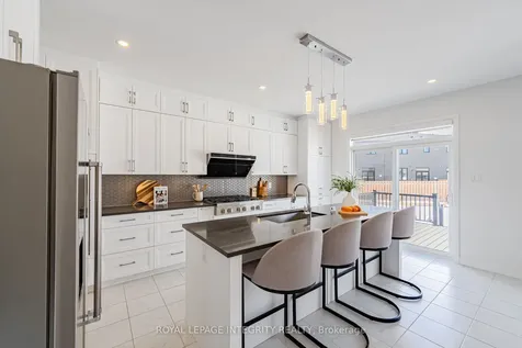 1027 Parabolica Way Kanata ON K2T 0R1