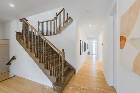1027 Parabolica Way Kanata ON K2T 0R1
